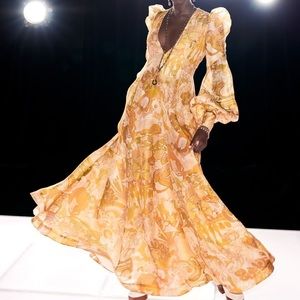 $1850 2021 Zimmermann Tempo Puff Sleeve Linen Silk Runway Gown.